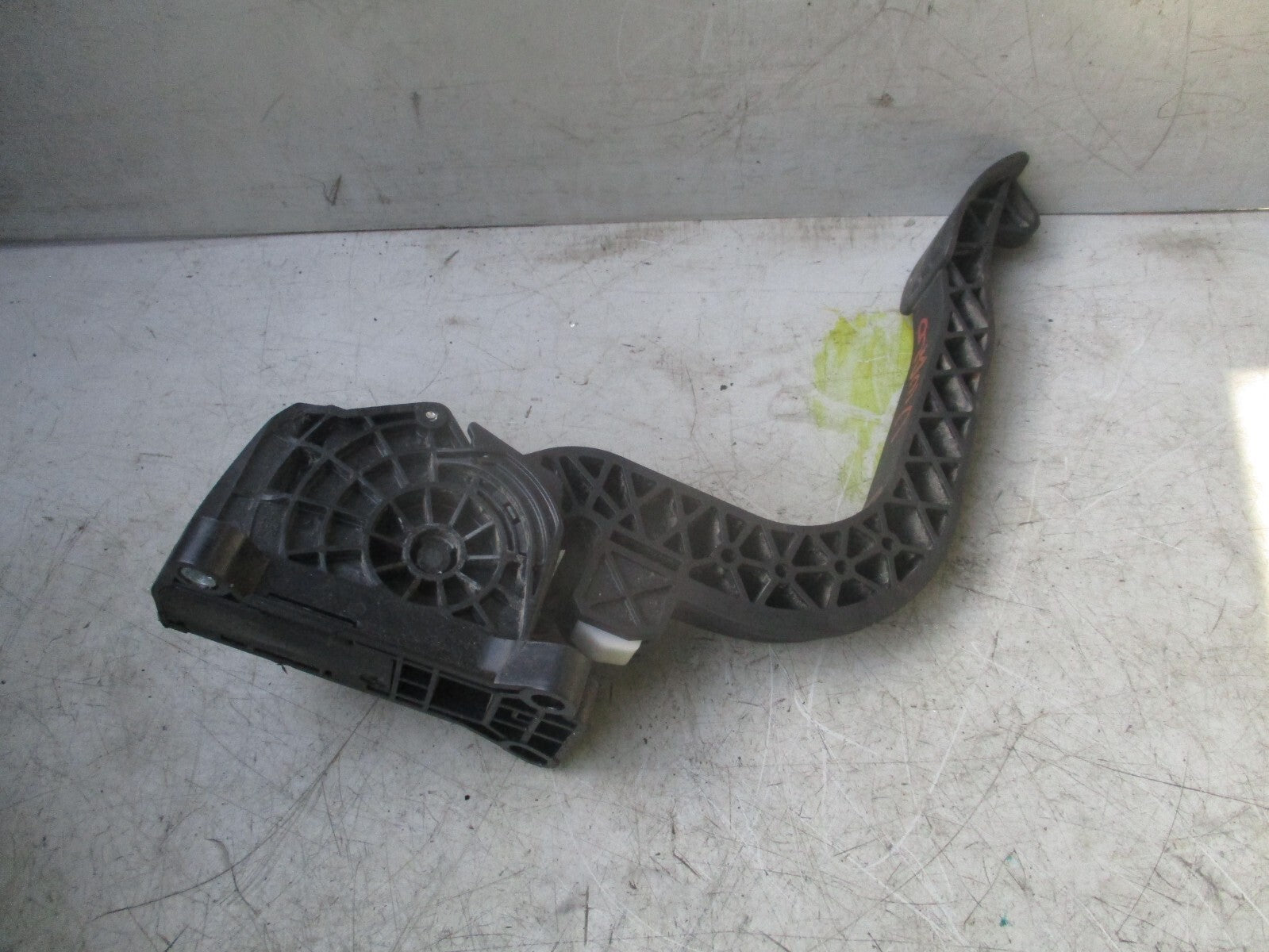 2021 VAUXHALL VIVARO MK3 THROTTLE PEDAL 9806607380