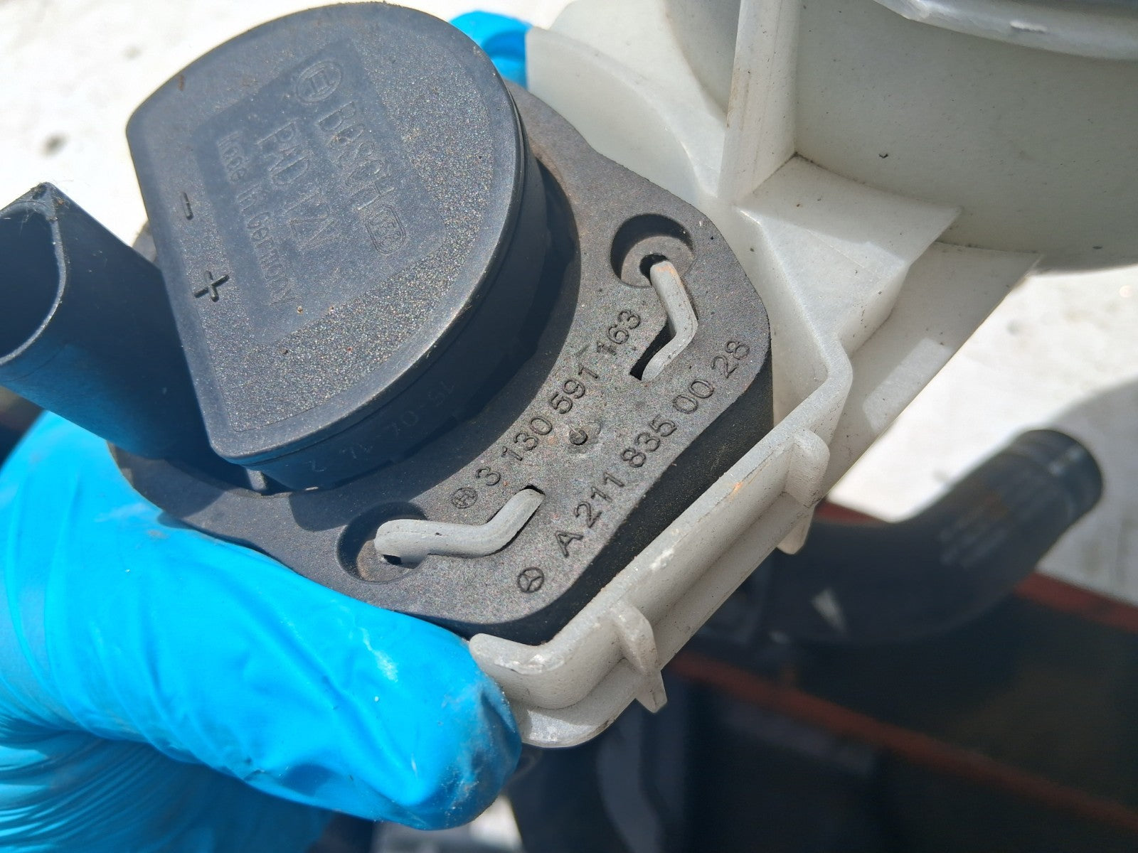 MERCEDES BENZ C CLASS W204 2015 COOLANT WATER EXPANSION TANK