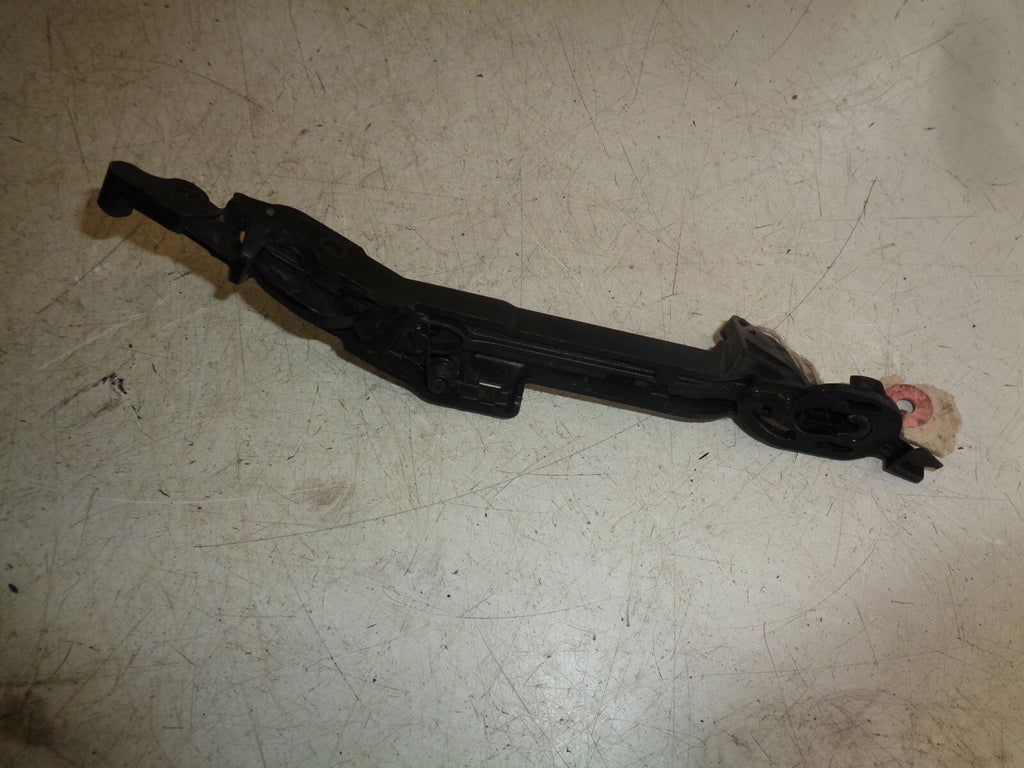 MINI COOPER R56 2009 GLOVE BOX LOCKING RELEASE MECHANISM