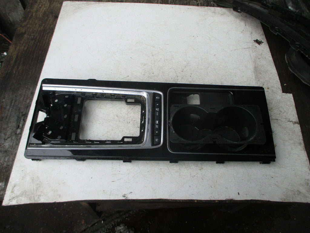 JAGUAR XE 2016 CENTRE CONSOLE TRIM CUP HOLDER HANDBRAKE ECO BUTTON GX73-044E04-D