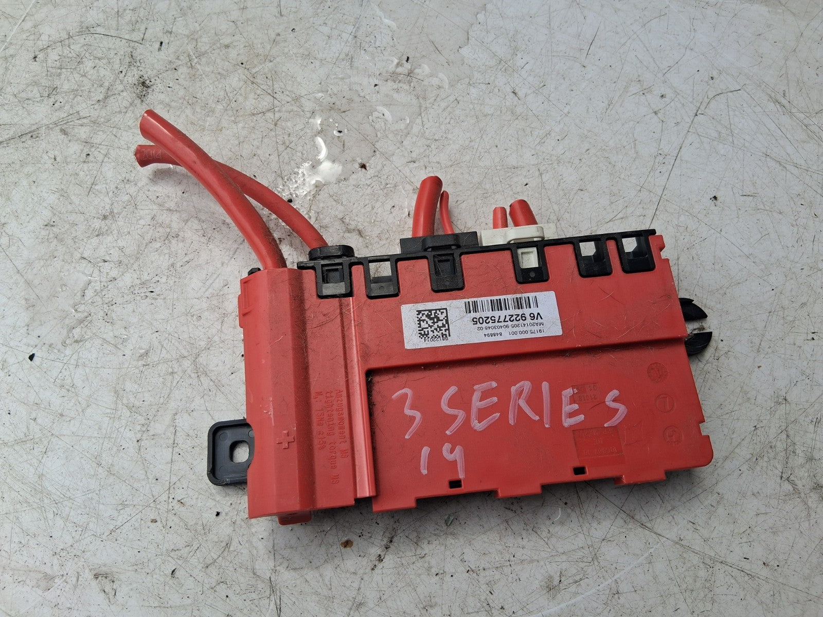 2014 BMW 3 SERIES F31 F30 POWER DISTRIBUTION FUSE BOX 9227752