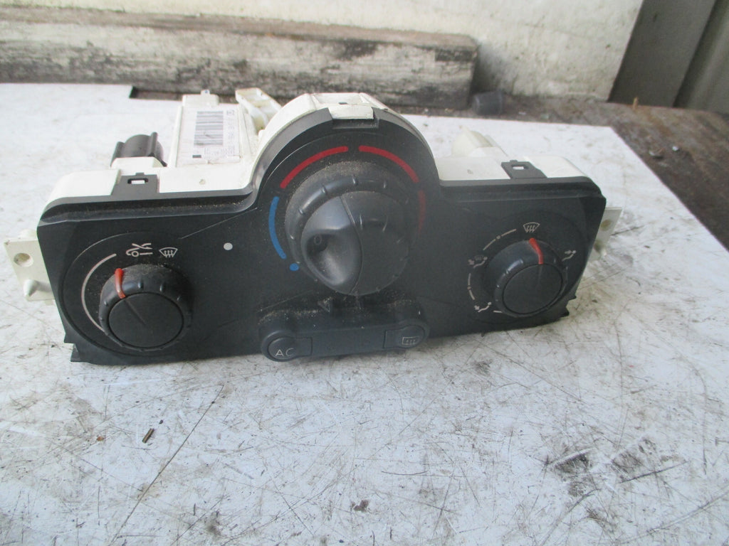 RENAULT MEGANE 2005 MK2 HEATER AC CLIMATE CONTROL SWITCH