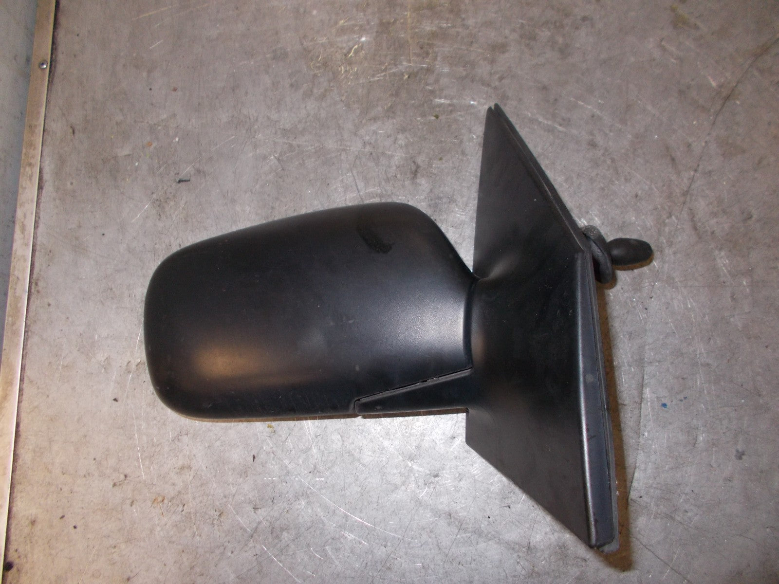 TOYOTA YARIS 2003 OS DRIVER SIDE MANUAL WING MIRROR BLACK 879100D02000