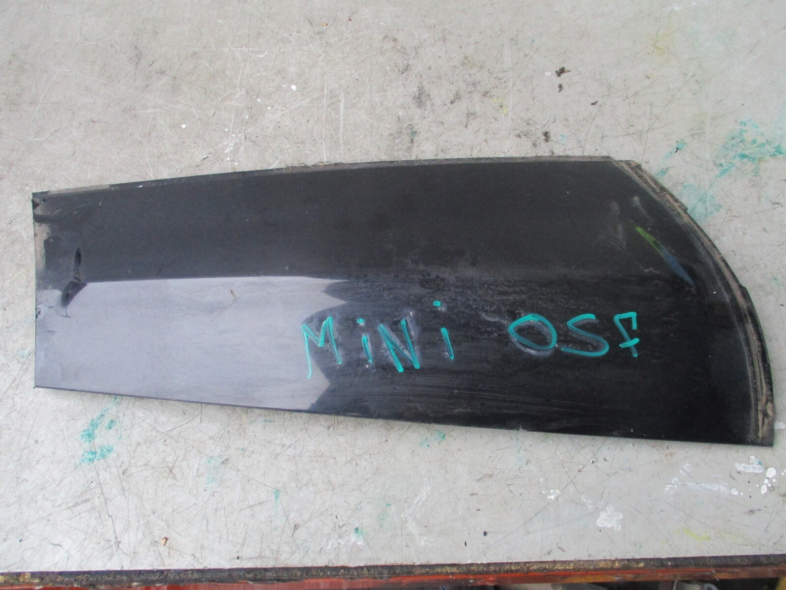 2010 MINI COOPER OSF DRIVER SIDE DASHBOARD DASH GLOVEBOX COMPARTMENT 258918-10