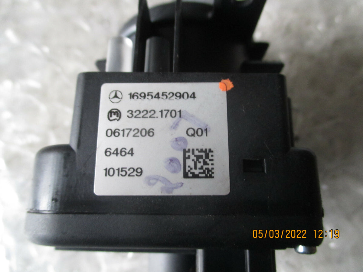 MERCEDES-BENZ A-CLASS 2007 MK2 W169 HEADLIGHT CONTROL SWITCH 1695452904