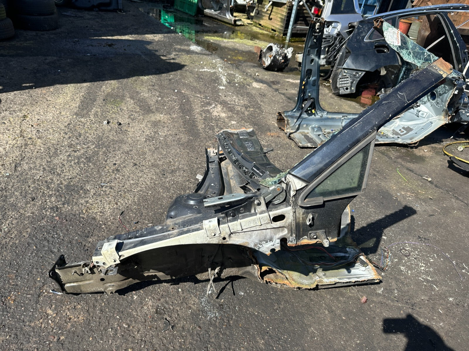 2013 VOLKSWAGEN GOLF MK7 NSF PASSENGER SIDE FRONT QUARTER CHASSIS LEG FLITCH CUT