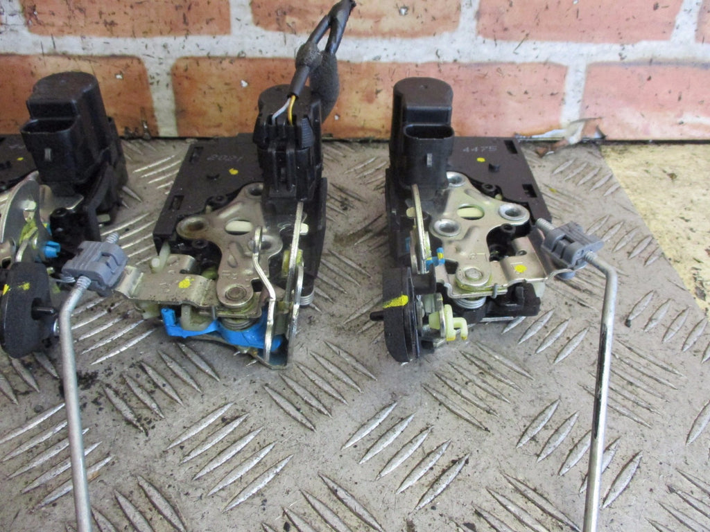 VAUXHALL VIVA 2015 4 X FULL SET NS OS FRONT & REAR DOOR LOCK MECH MECHANISM