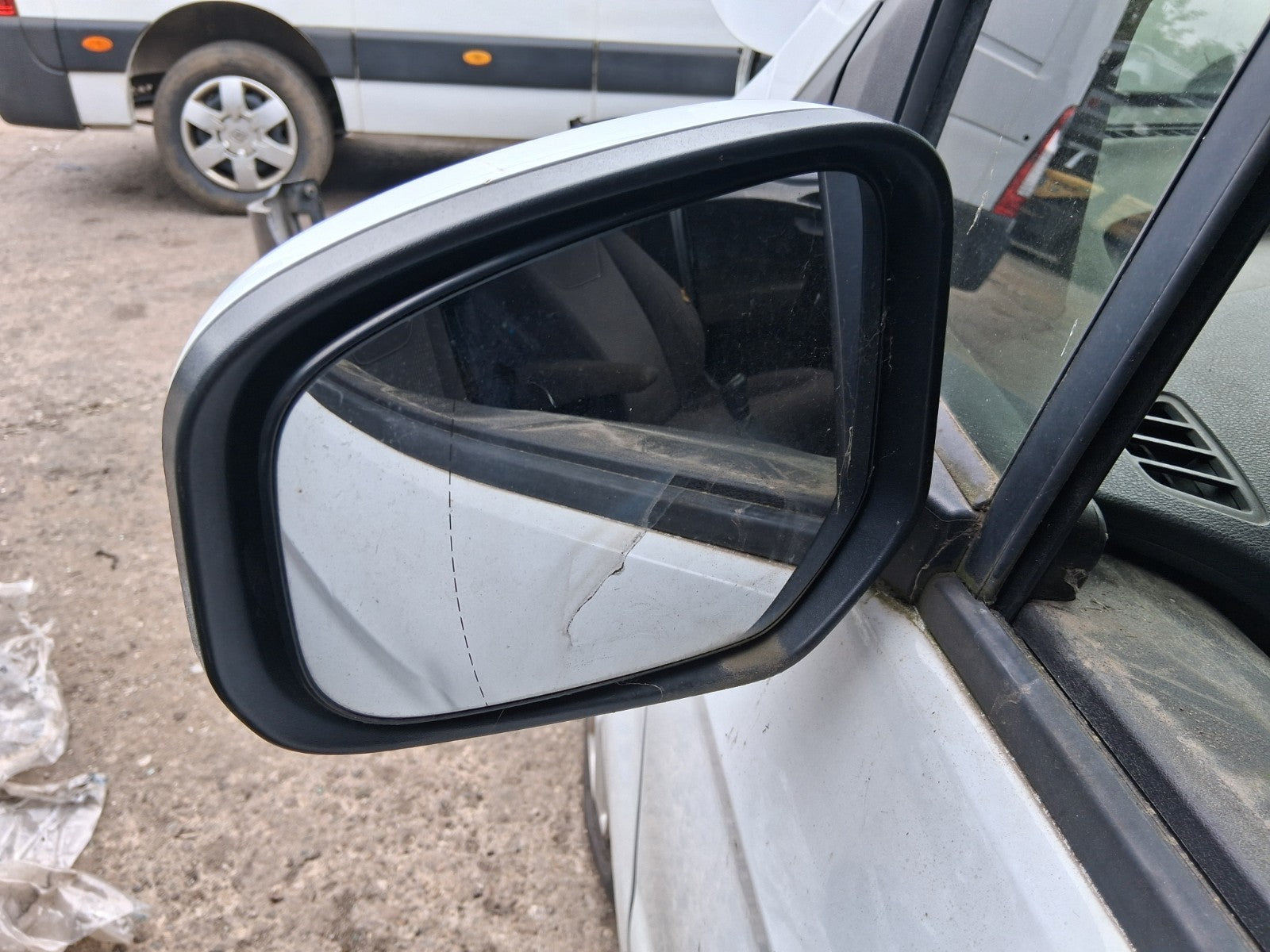 2015 FORD TRANSIT COURIER MK1 NSF PASSENGER FRONT MANUALFOLD WING MIRROR WHITE