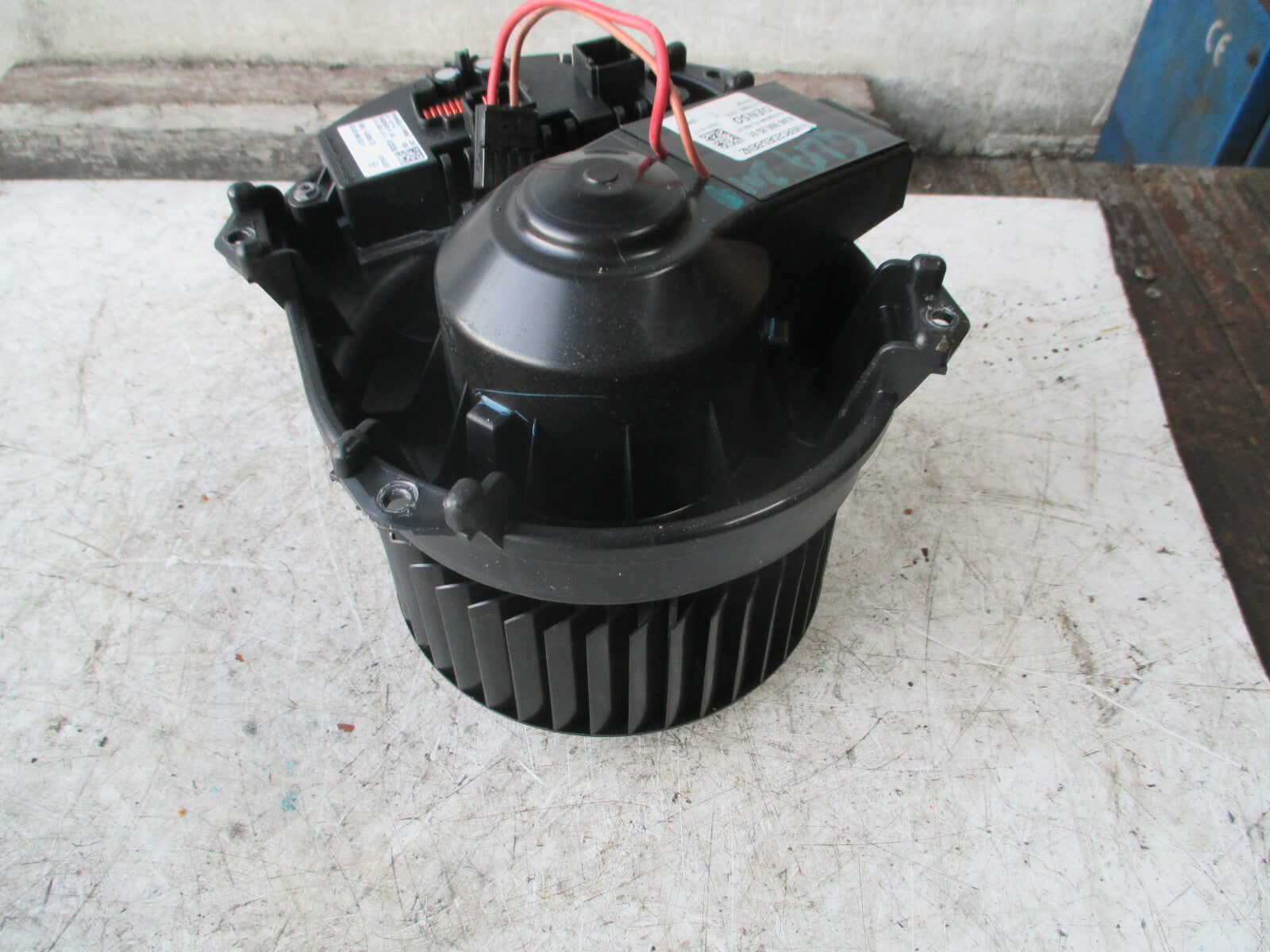 MERCEDES GLA MK1 X156 2019 HEATER BLOWER MOTOR UNIT A2469062501