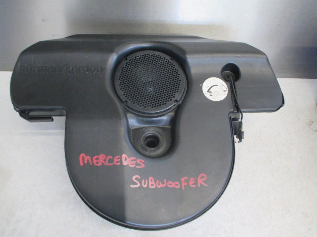 MERCEDES BENZ B CLASS W245 W169 HARMAN KARDON REAR SUBWOOFER A1698201202
