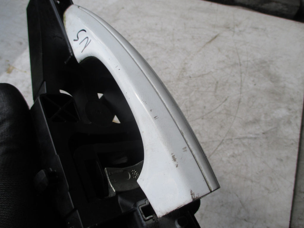 FORD MONDEO MK5 2016 NSR PASSENGER REAR EXERIOR DOOR HANDLE WHITE DS73-F224N03BF