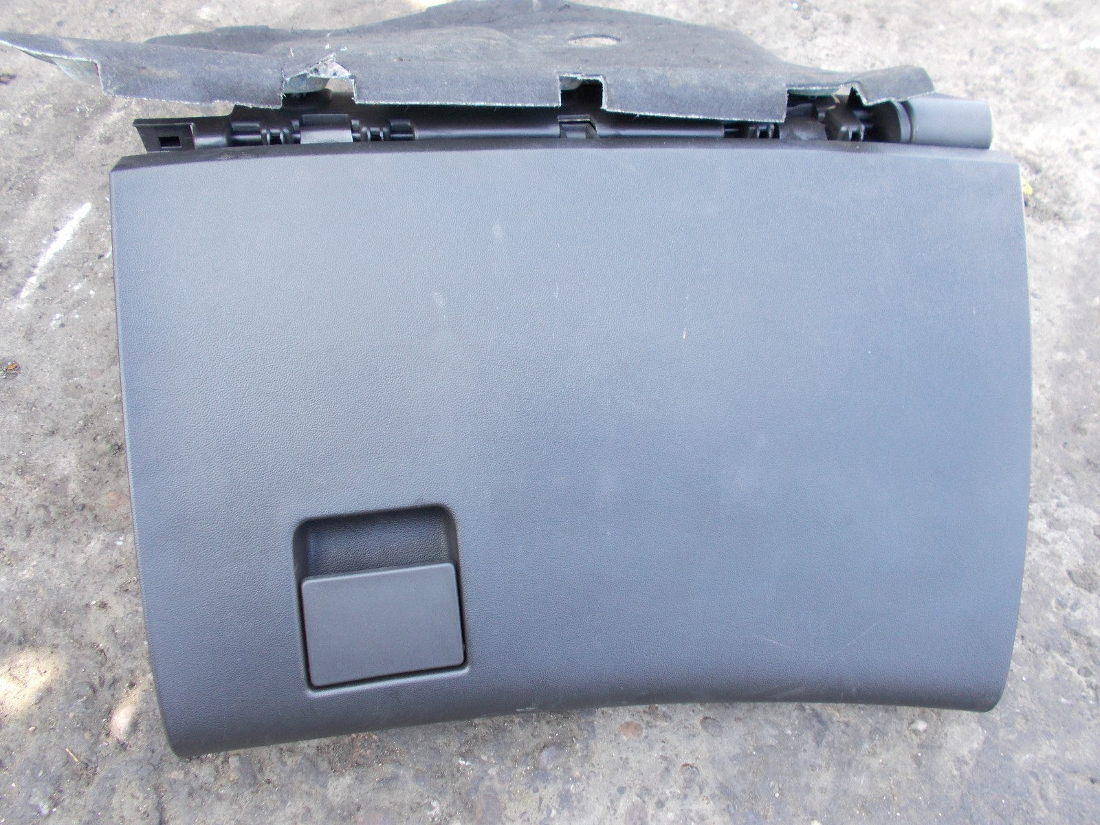 2014 VAUXHALL INSIGNIA A INTERIOR STORAGE COMPARTMENT GLOVE BOX 13273294