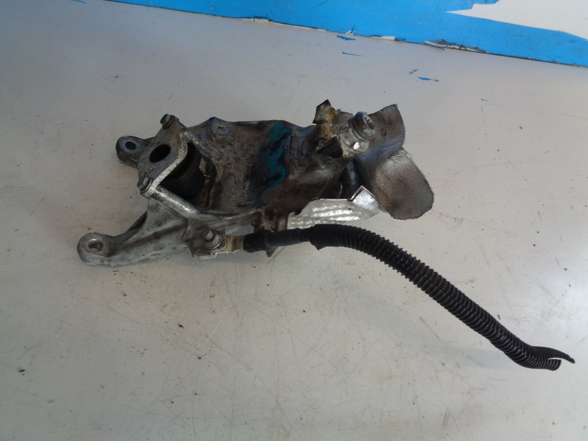AUDI A5 8W6 2017 FRONT STRUT MOUNT ENGINE HOLDER SUPPORT 4M0199308AD