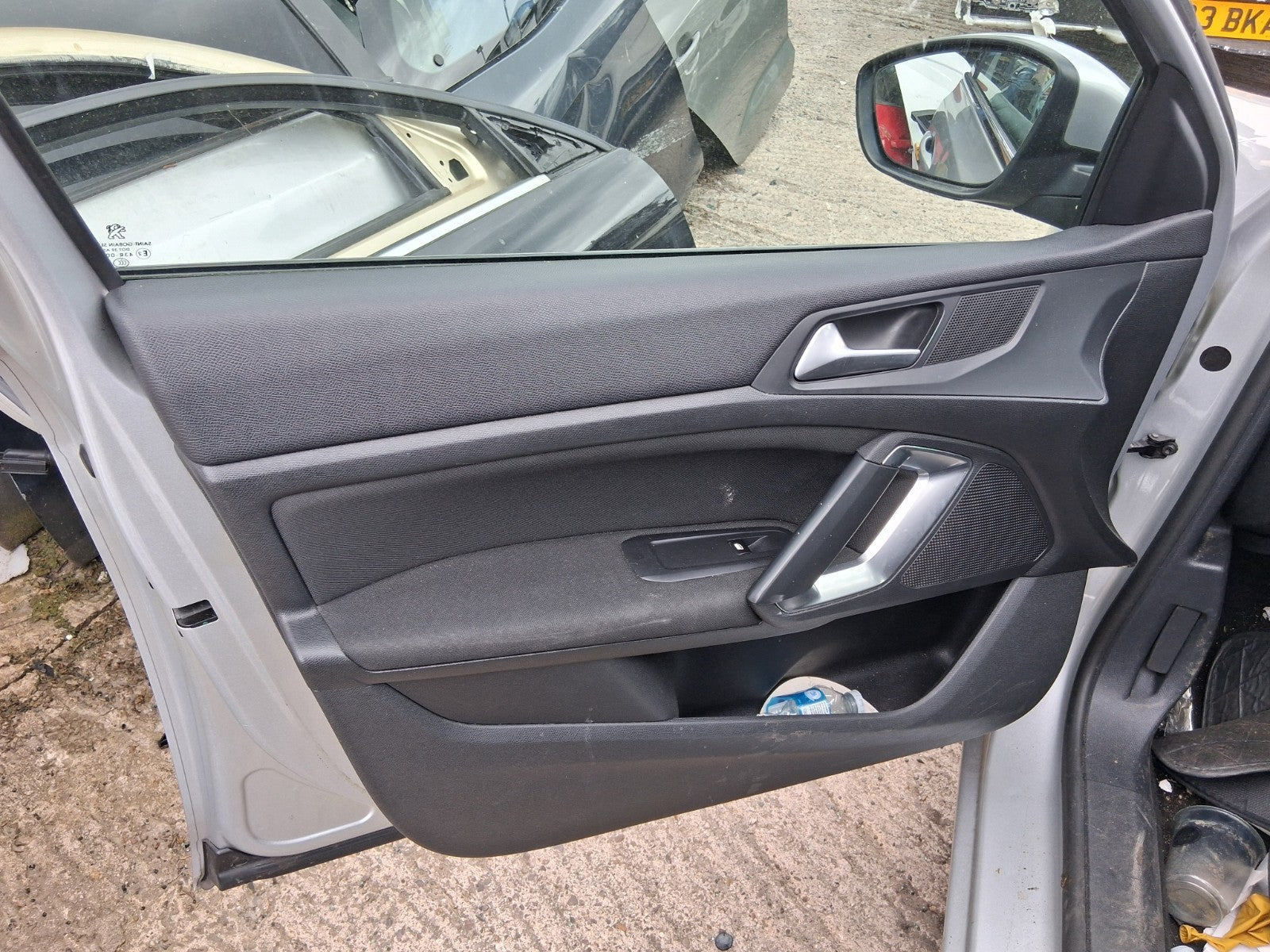 2014 PEUGEOT 308 MK2 HATCH NSF PASSENGER SIDE FRONT DOOR CARD PANEL