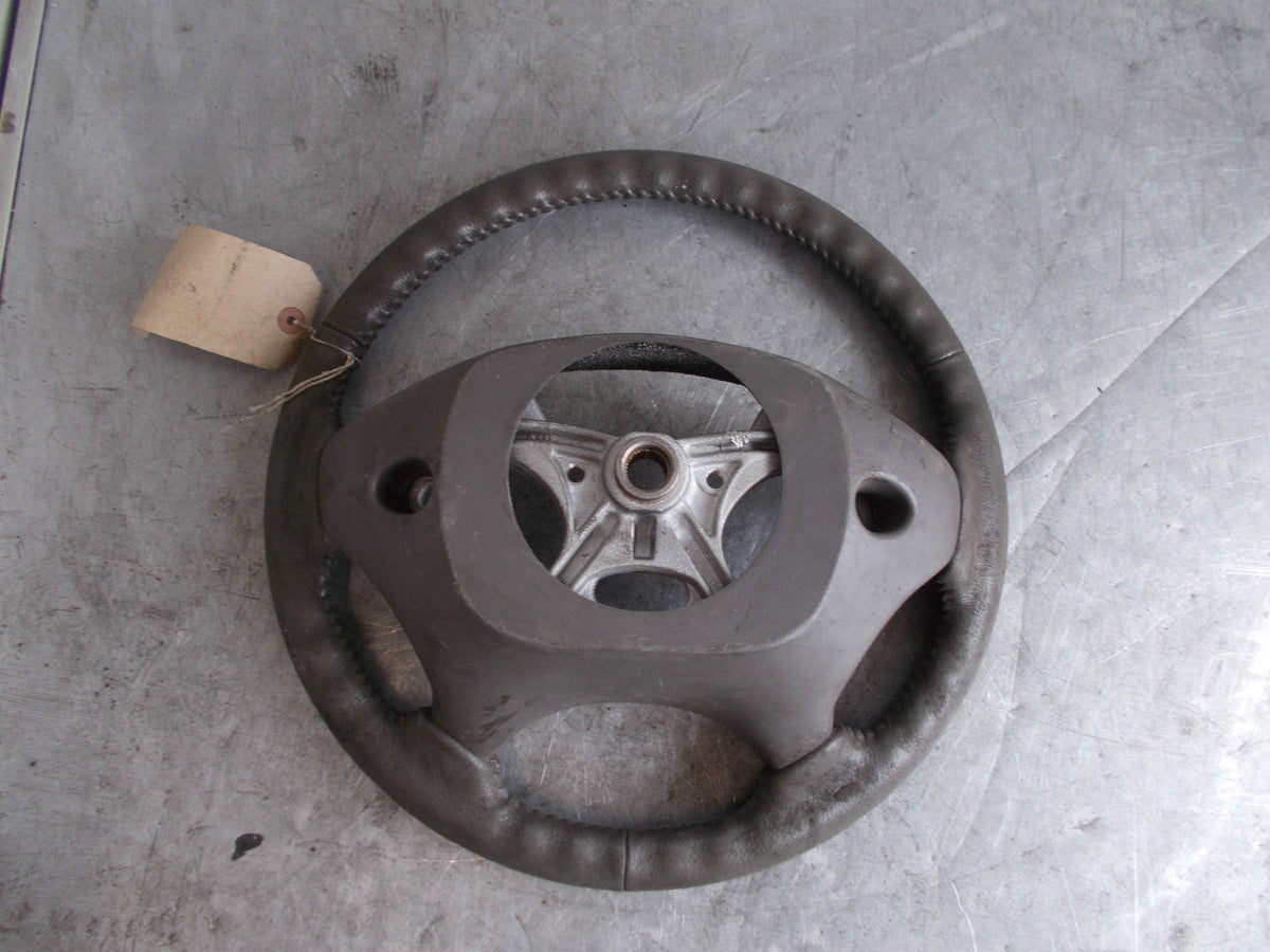 CHYRSLER VOYAGER 2001 STEERING WHEEL. NO AIRBAG. 14117D18686