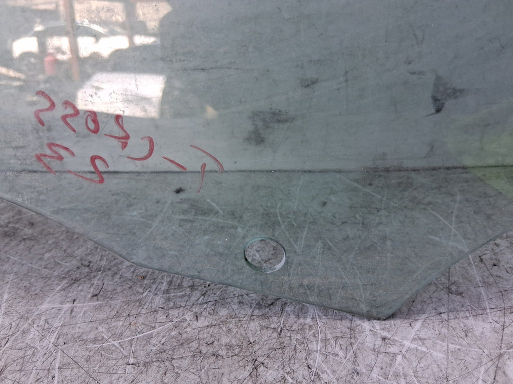 2023 VOLKSWAGEN T CROSS NSR PASSENGER SIDE FRONT WINDOW GLASS 2GM845201