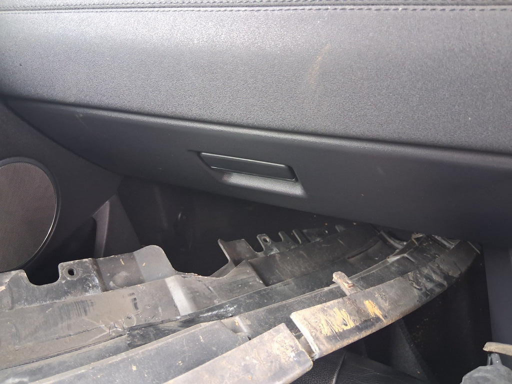 2015 RANGE ROVER EVOQUE L538 DASHBOARD GLOVE BOX STORAGE COMPARTMENT
