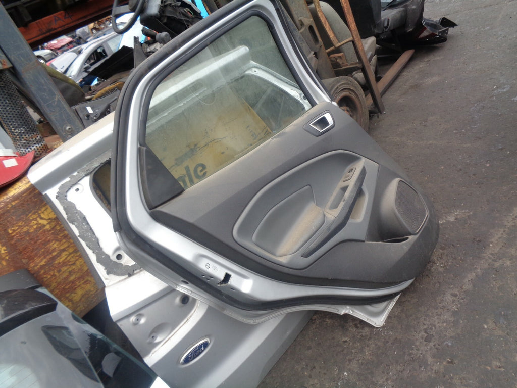 FORD ECOSPORT MK1 2018 NSR PASSENGER SIDE ELECTRIC REAR COMPLETE DOOR DAMAGED