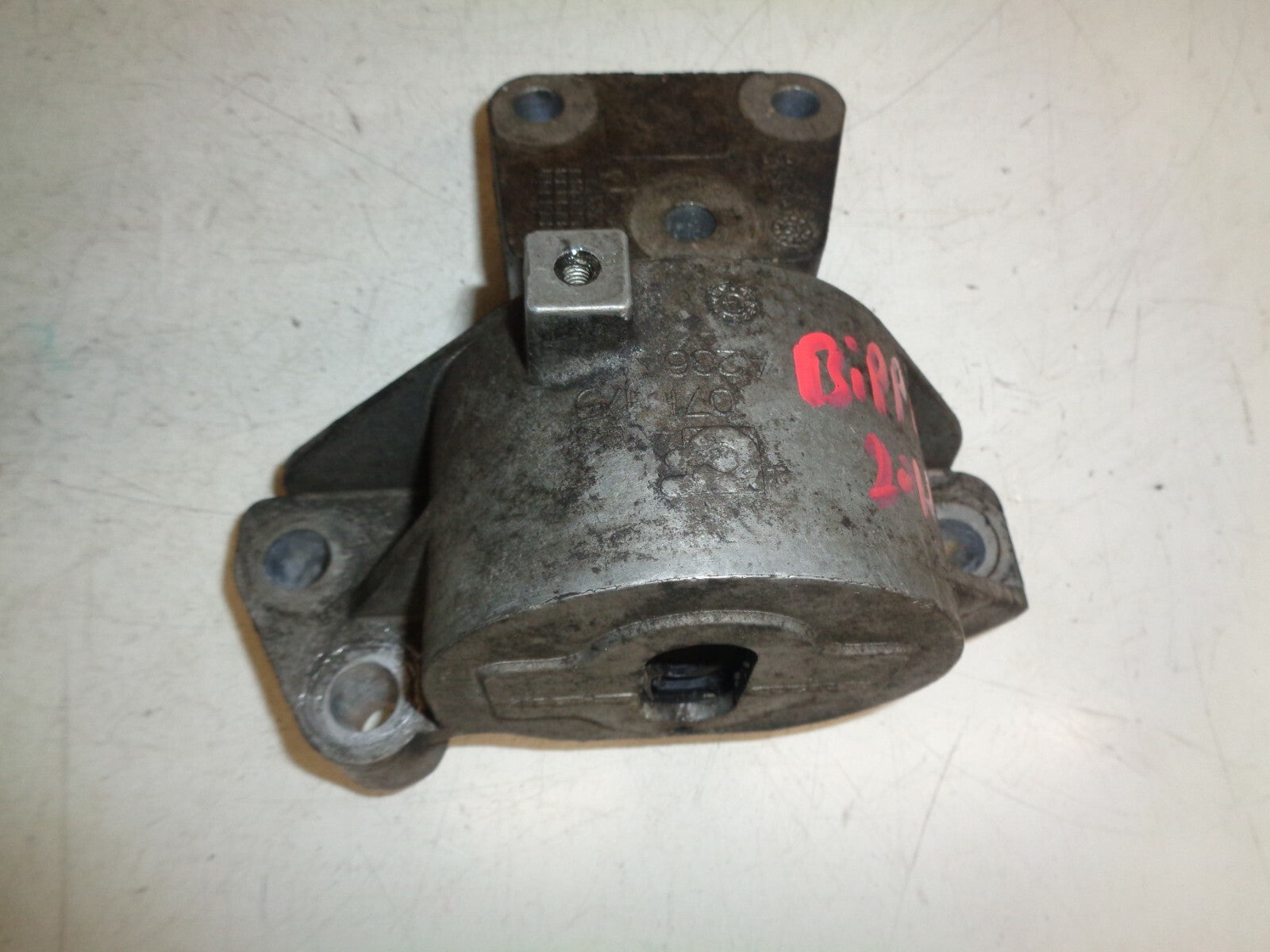 PEUGEOT BIPPER VAN 2015 1.3 DIESEL ENGINE TOP OS DRIVER SIDE ENGINE MOUNT