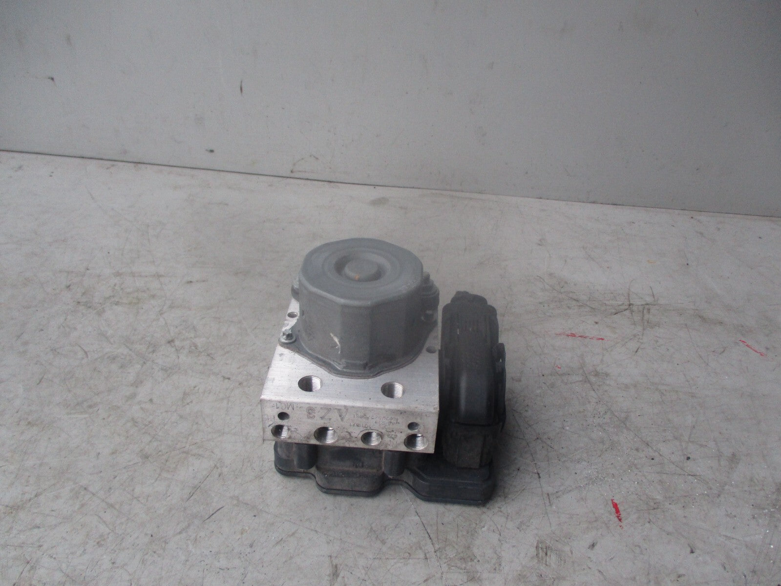 VAUXHALL CORSA E 2016 1.4 PETROL ABS CONTROL MODULE 39011871