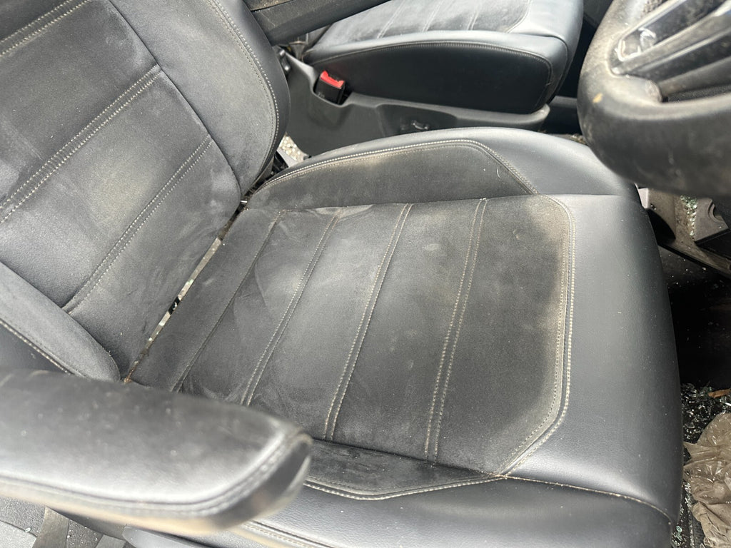 2018 VOLKSWAGEN CARAVELLE DRIVER FRONT SEAT DOUBLE ARM REST AUTOADAPT 6WAY TURNY