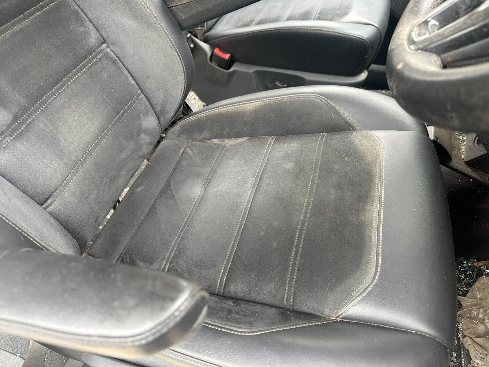 2018 VOLKSWAGEN CARAVELLE DRIVER FRONT SEAT DOUBLE ARM REST AUTOADAPT 6WAY TURNY