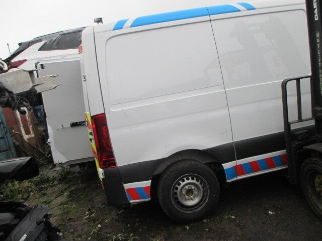 2024 MERCEDES BENZ SPRINTER W907 SWB DRIVER SIDE REAR QUARTER PANEL WHITE