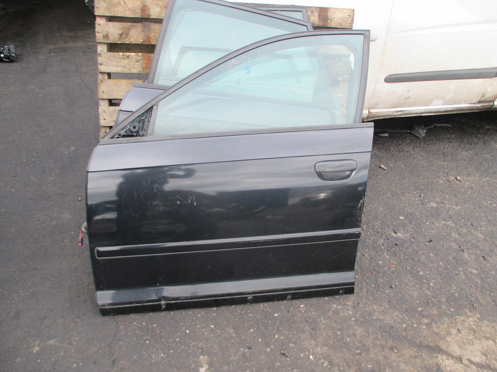 AUDI A3 8P 2005 NSF PASSENGER SIDE FRONT COMPLETE DOOR BLACK