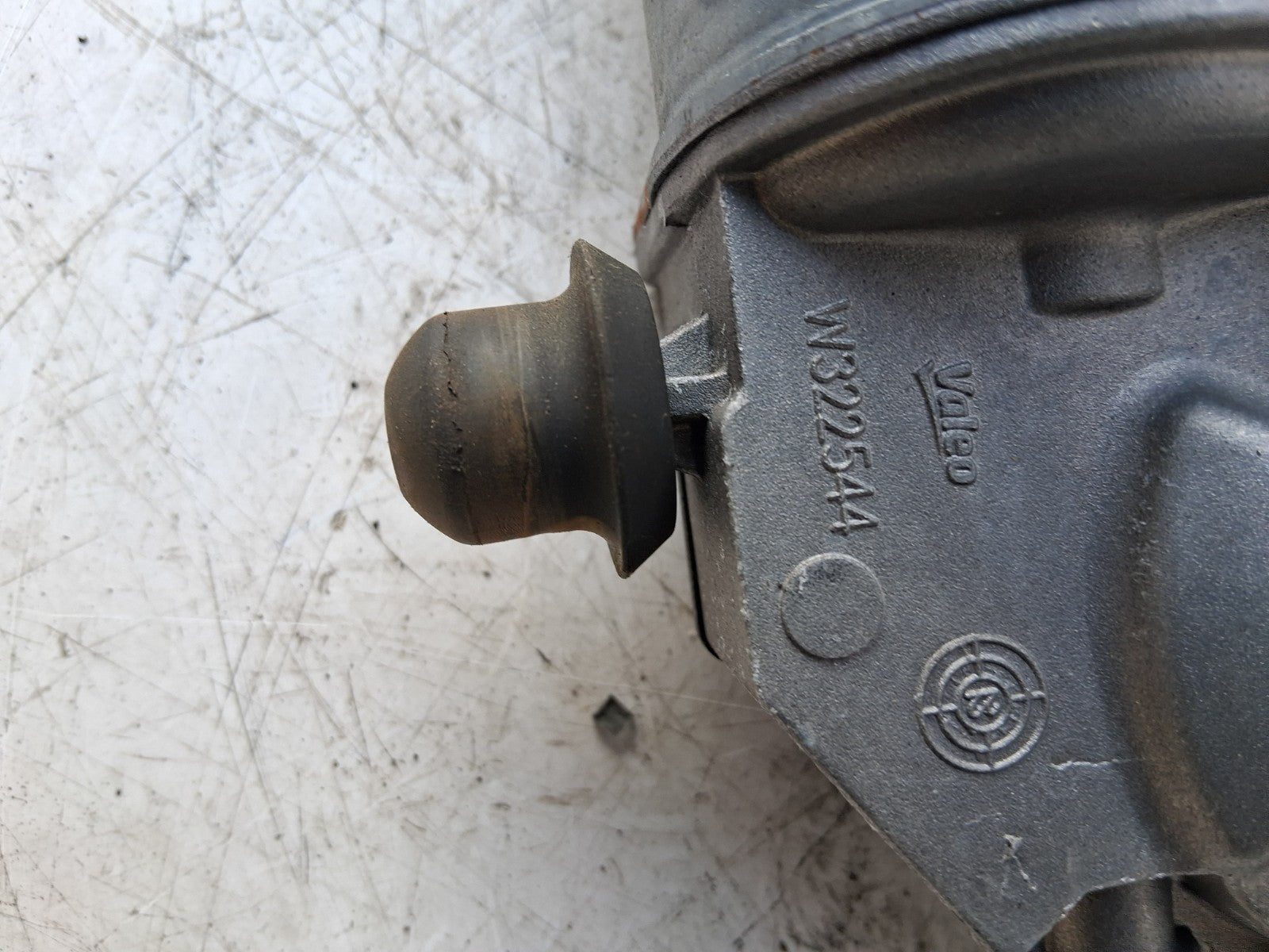 2023 RENAULT MASTER MK3 WIPER MOTOR AND LINKAGE FRONT 141410360