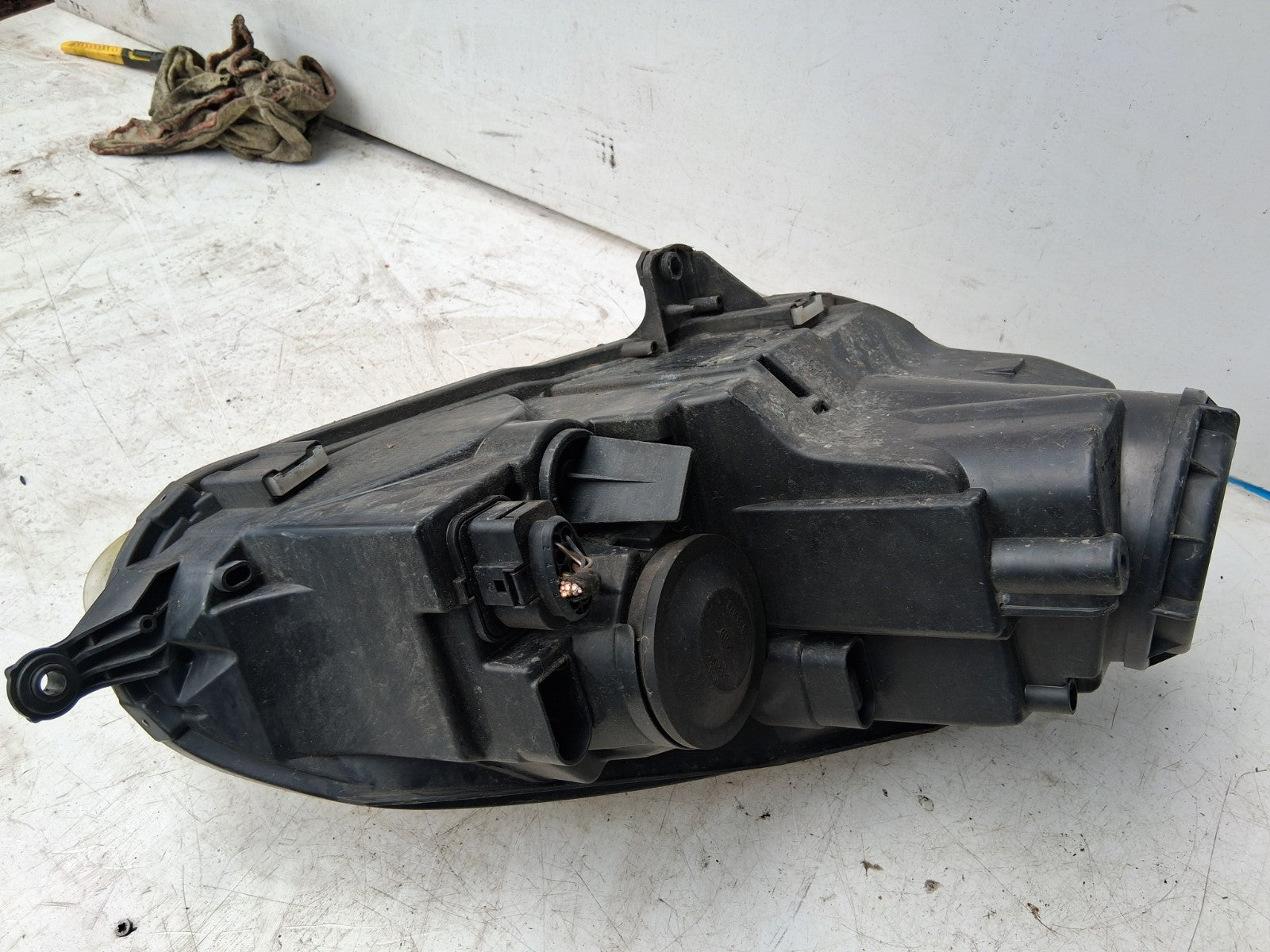 2007 VW VOLKSWAGEN GOLF MK5 NSF PASSENGER SIDE FRONT LEFT HEADLIGHT 1K6941005Q
