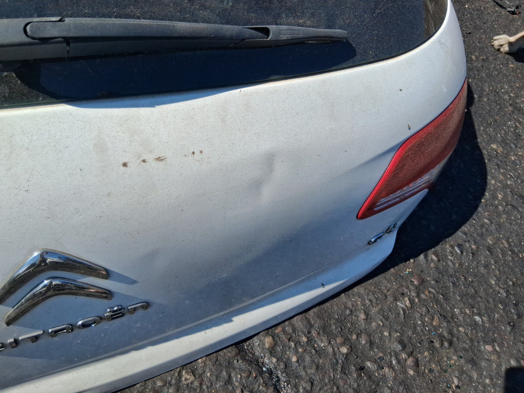 2013 CITROEN C4 MK2 COMPLETE REAR TAILGATE BOOTLID WHITE