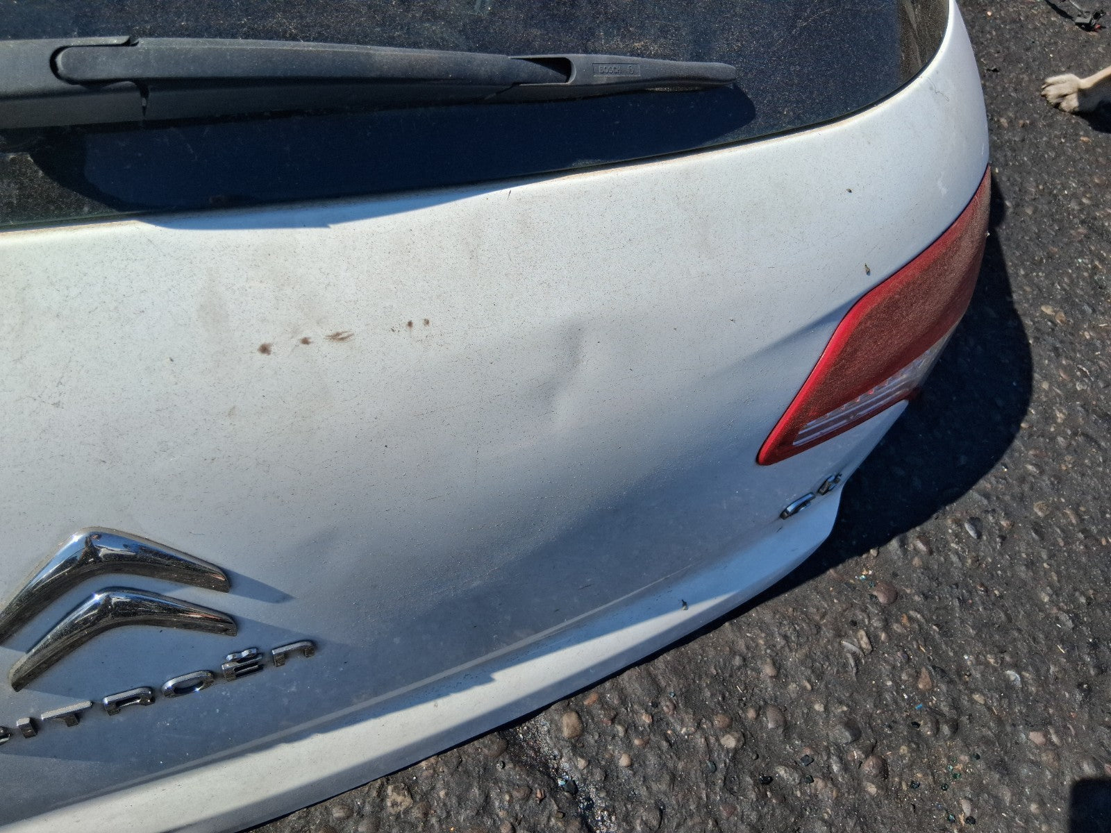 2013 CITROEN C4 MK2 COMPLETE REAR TAILGATE BOOTLID WHITE