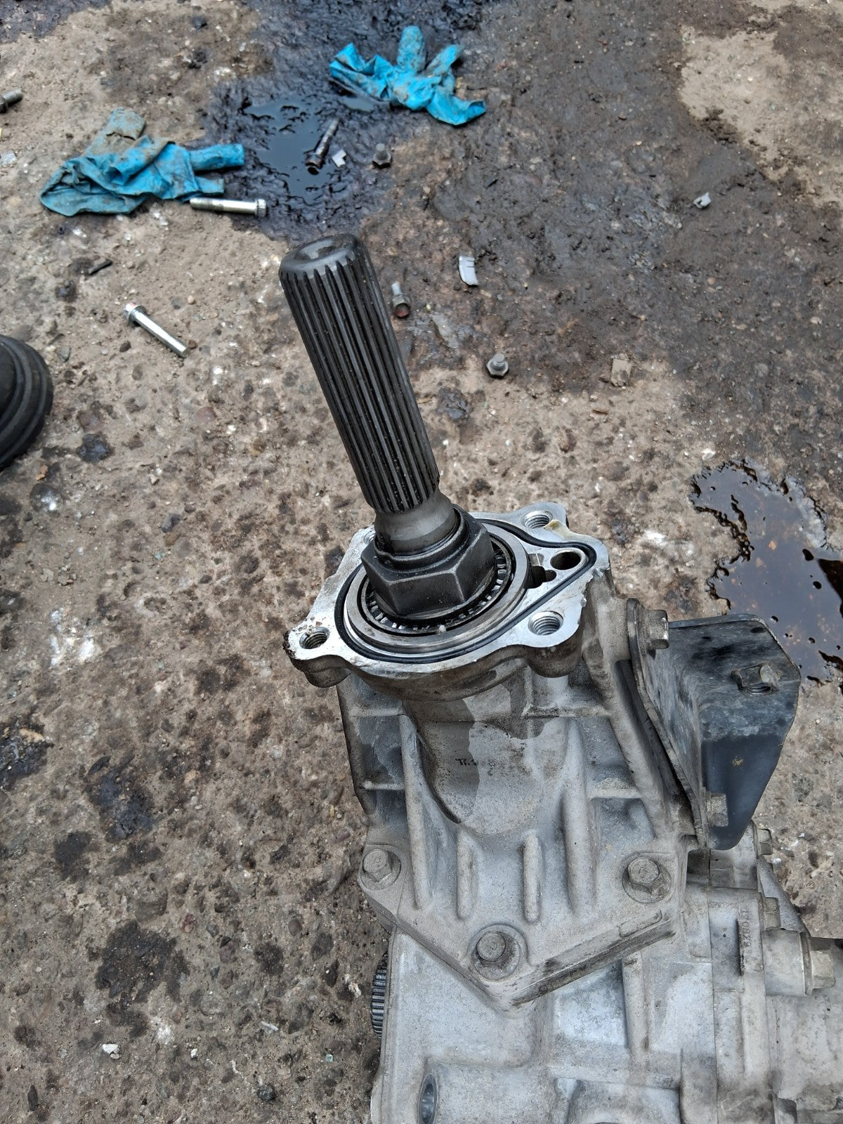 2018 MITSUBISHI OUTLANDER MK3 2.3 DIESEL AUTO FRONT DIFF DIFFERENTIAL 067038