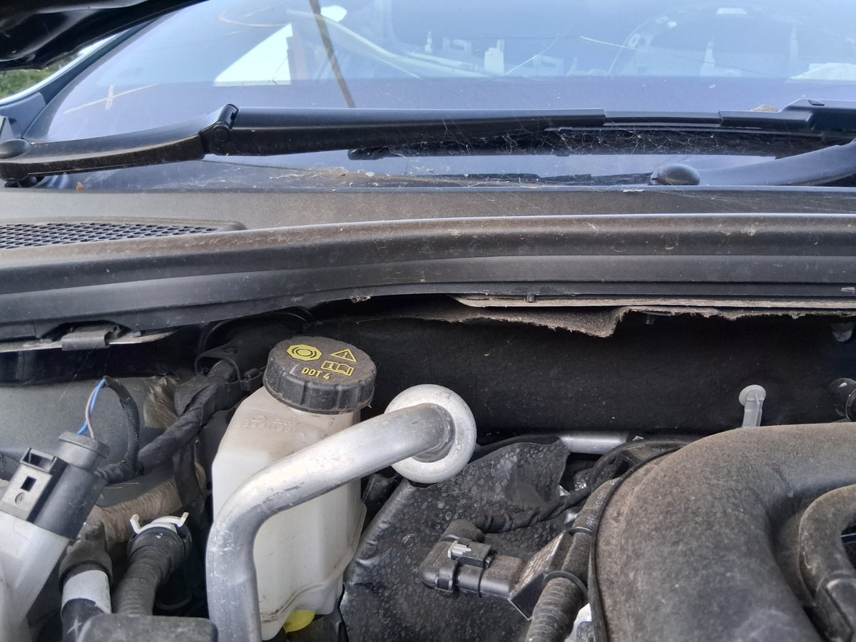 2023 SEAT IBIZA MK5 6F 1.0 PETROL BRAKE FLUID RESERVOIR