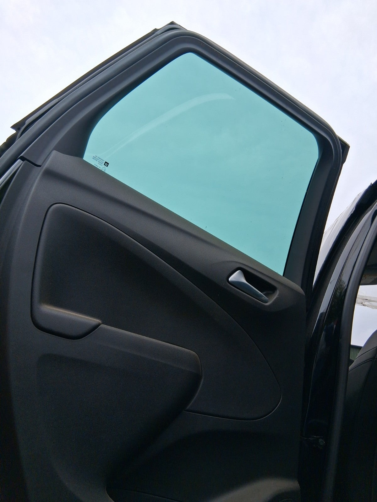 2024 VAUXHALL CROSSLAND NSR PASSENGER SIDE REAR LEFT WINDOW GLASS