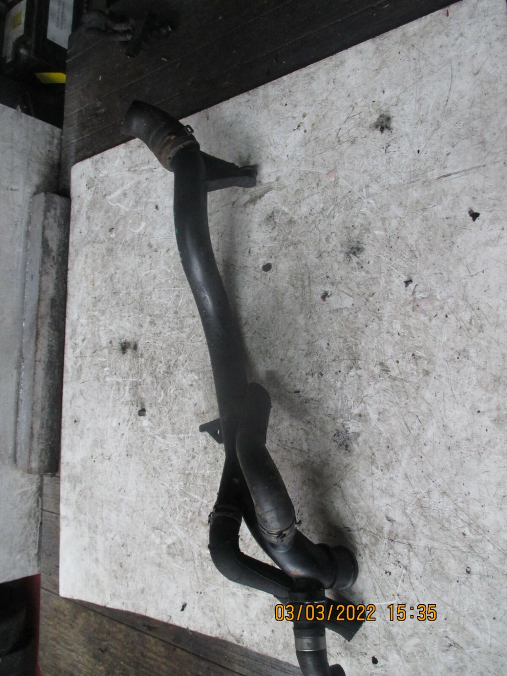 AUDI A5 8T 2011 2.0 TDI RADIATOR COOLANT WATER HOSE PIPE 03L121071C
