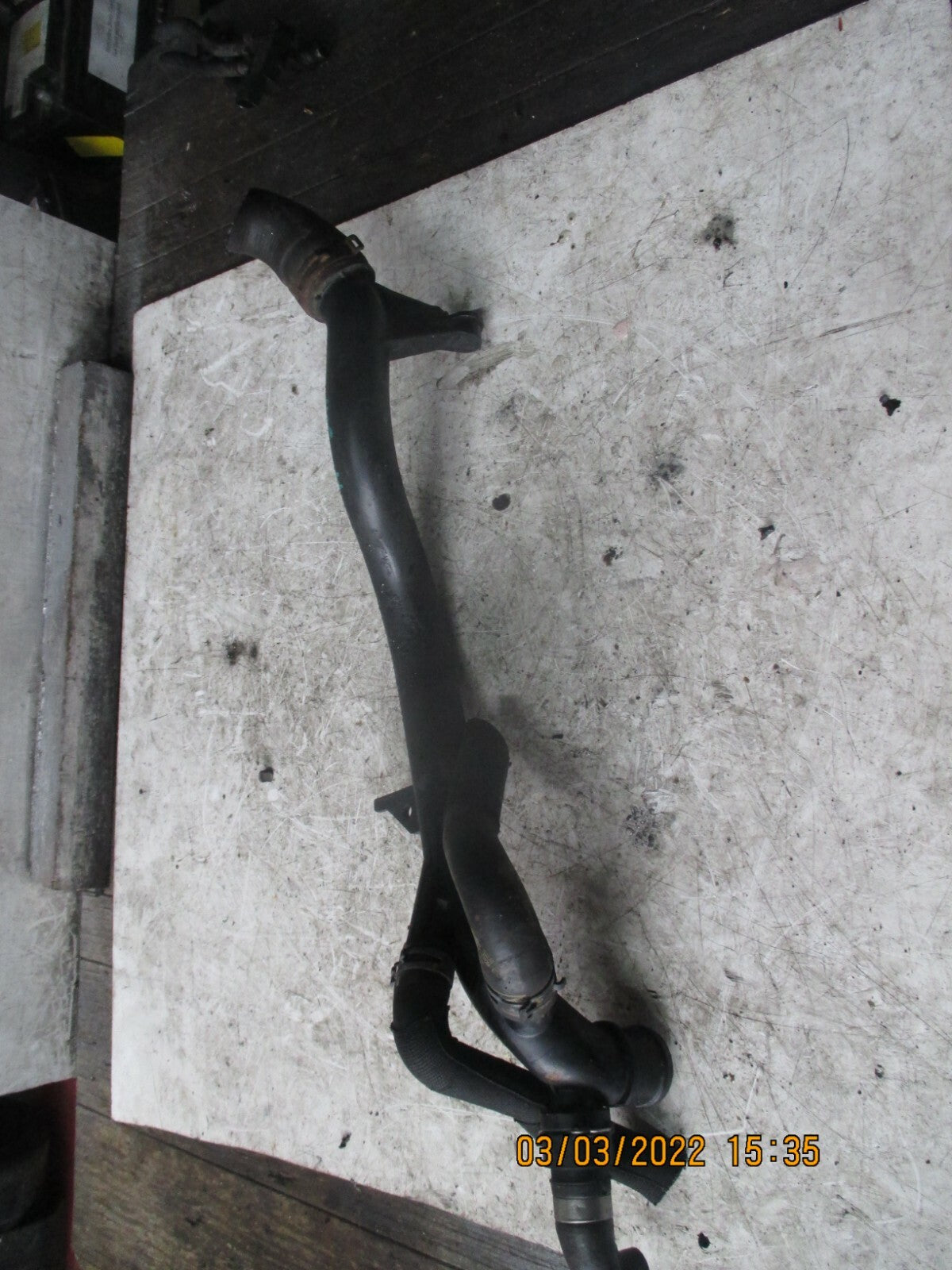 AUDI A5 8T 2011 2.0 TDI RADIATOR COOLANT WATER HOSE PIPE 03L121071C