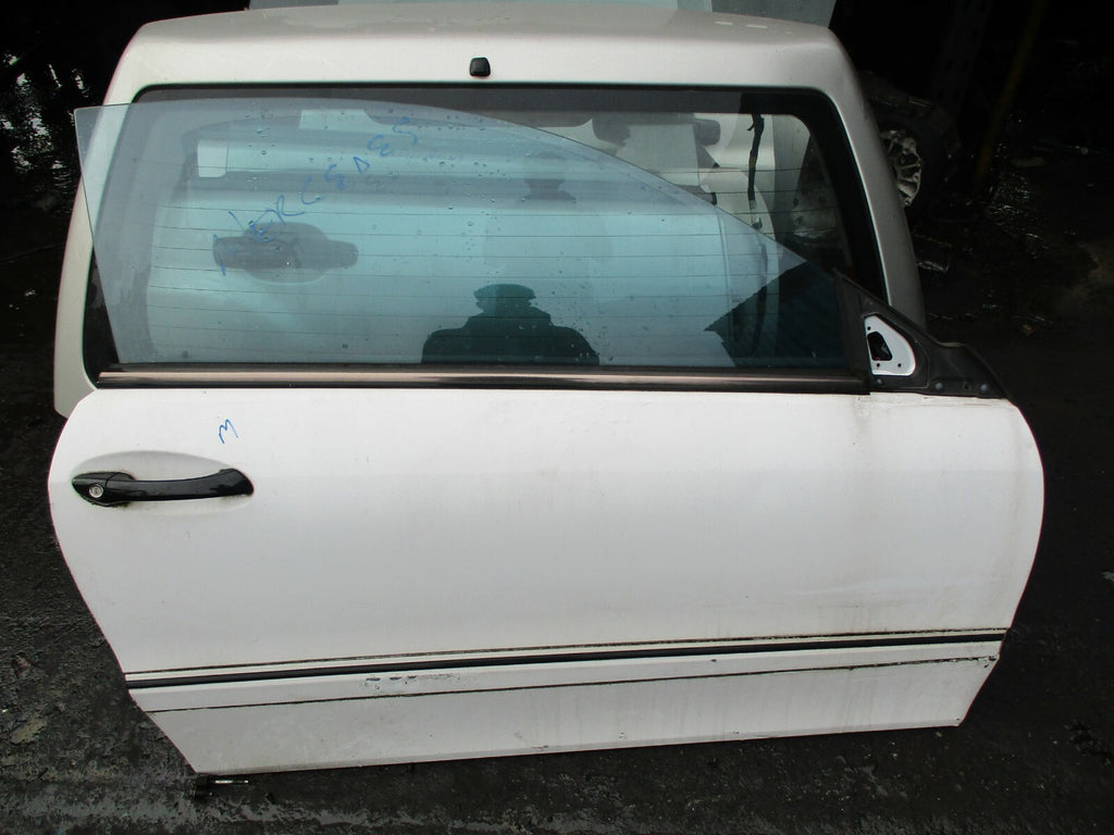 MERCEDES CLK C209 COUPE COMPLETE OS RIGHT OFF DRIVER SIDE DOOR SILVER