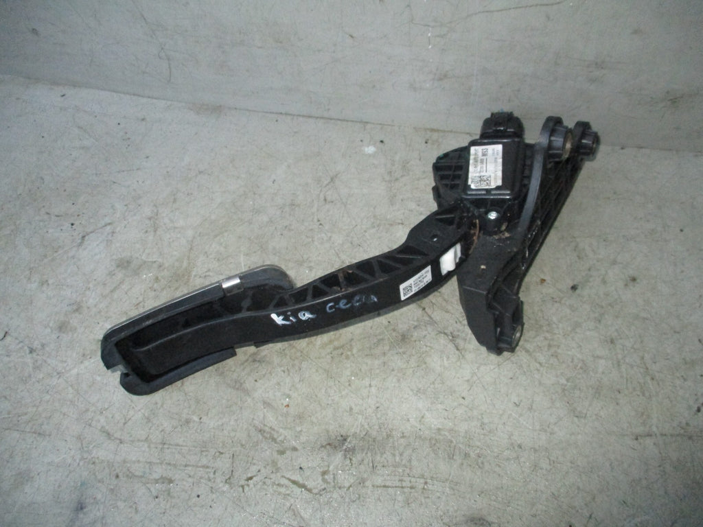 KIA CEED MK3 2019 ACCELERATOR THROTTLE PEDAL 32700G4930