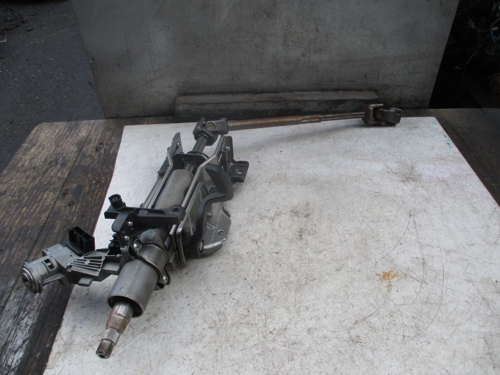 PEUGEOT BIPPER 2014 ADJUSTABLE STEERING COLUMN 61090801