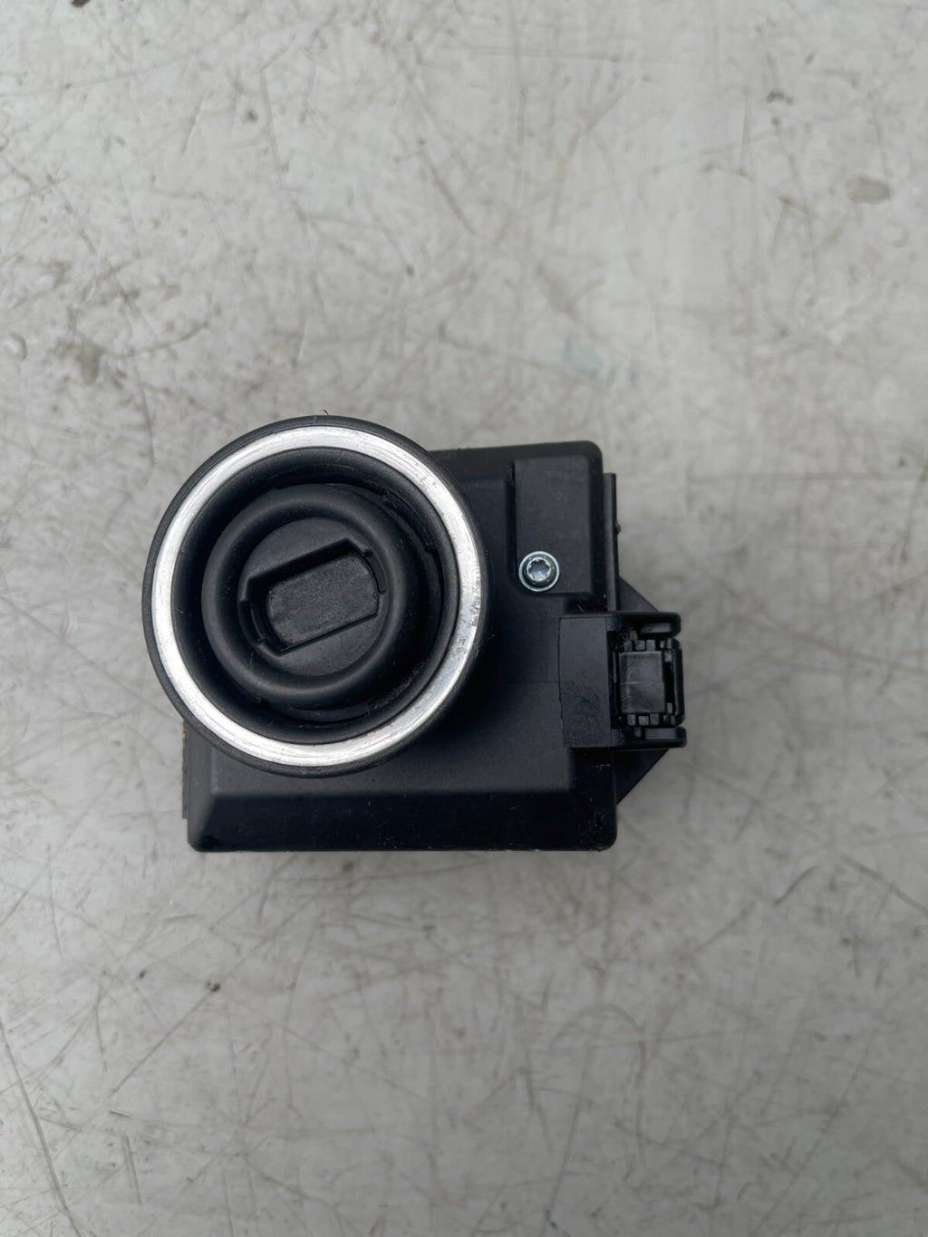 2014 MERCEDES C220 W204 IGNITION LOCK STARTER SWITCH MODULE NO KEY A2079057101