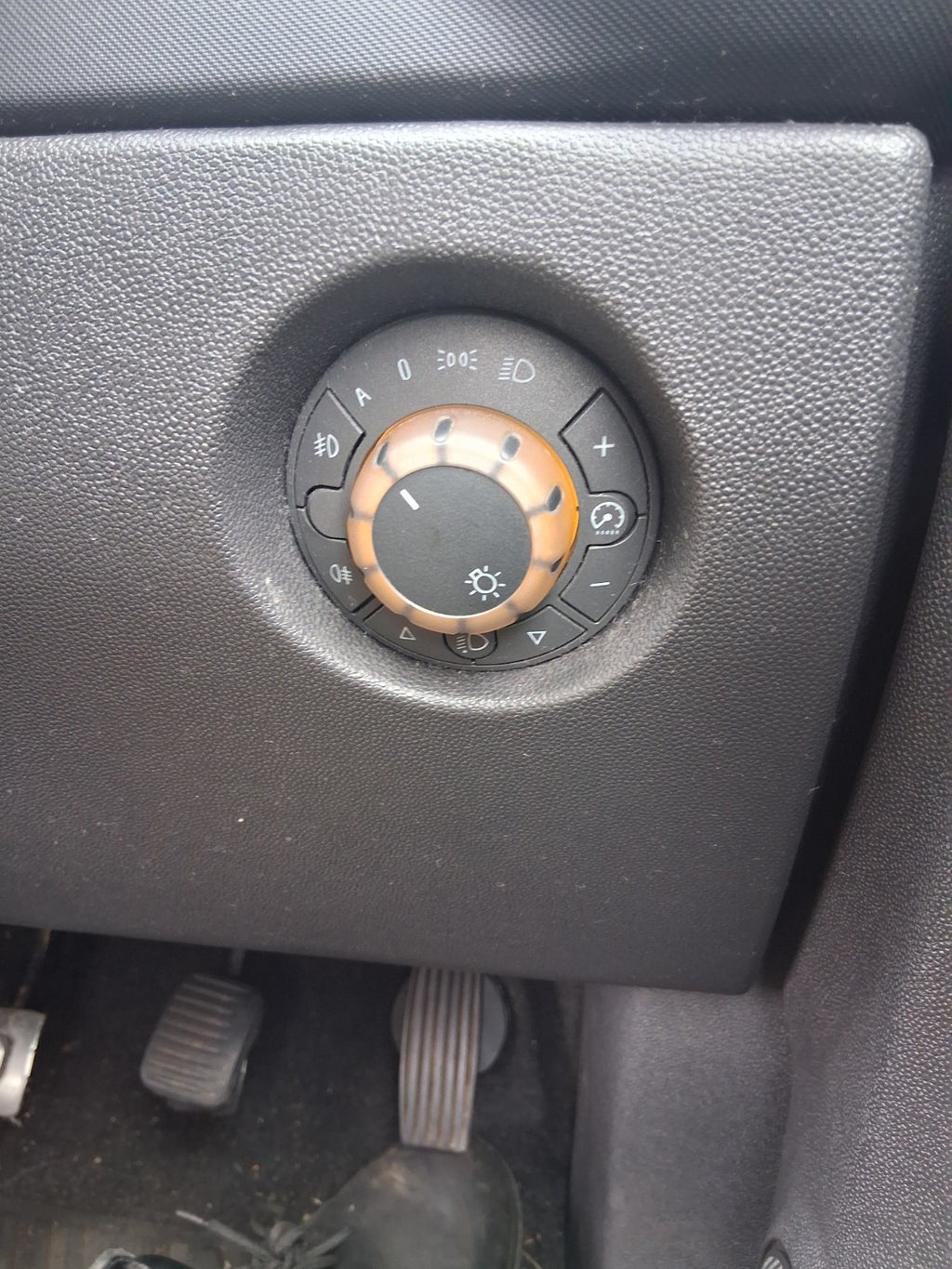 2009 VAUXHALL CORSA D HEADLIGHT ADJUSTER CONTROL SWITCH PANEL