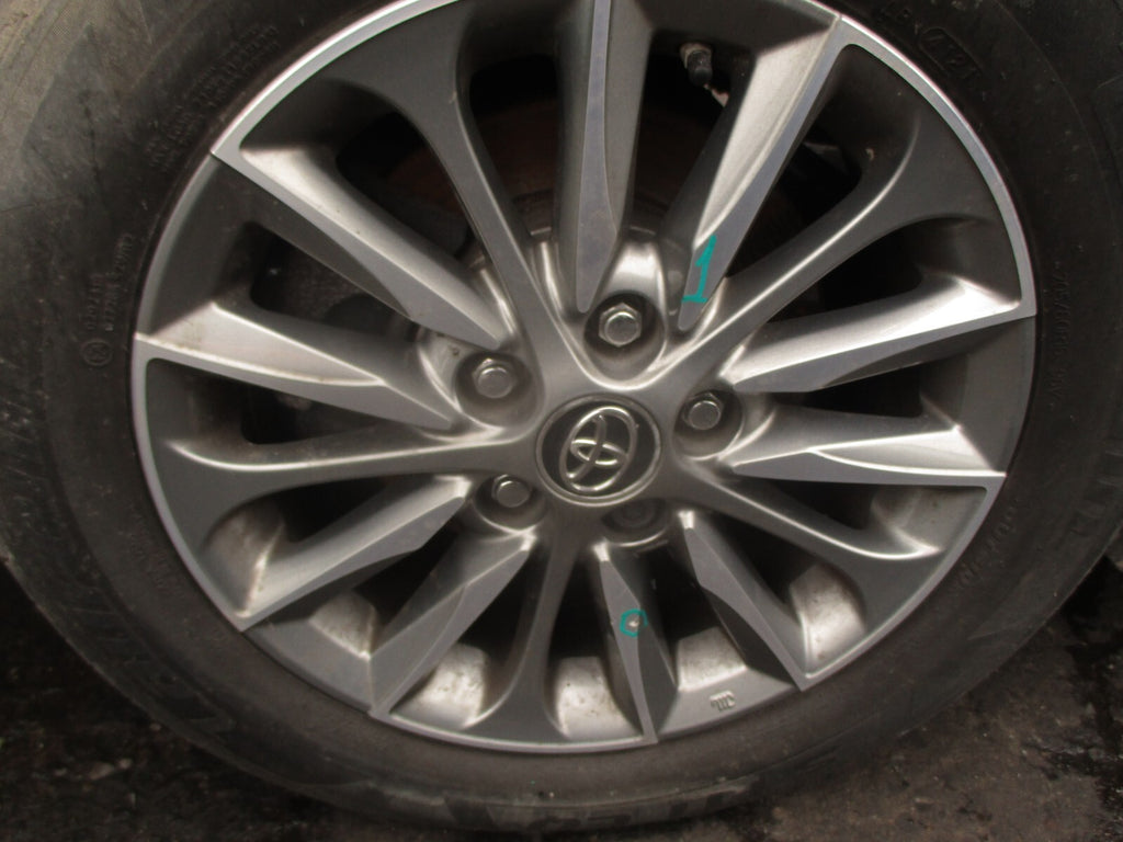 2017 TOYOTA VERSO 16 INCH ALLOY WHEEL WITH TYRE 205/60R16 REF 1