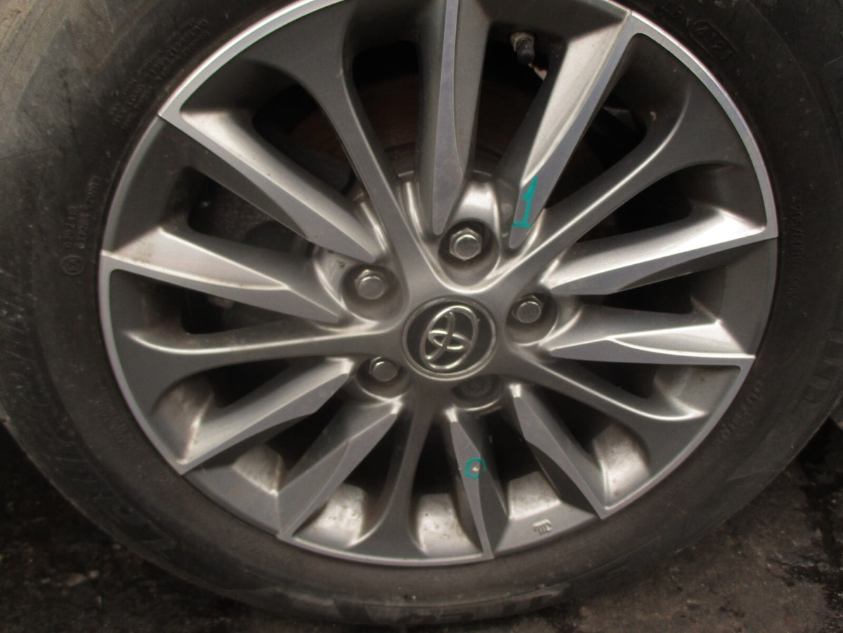 2017 TOYOTA VERSO 16 INCH ALLOY WHEEL WITH TYRE 205/60R16 REF 1