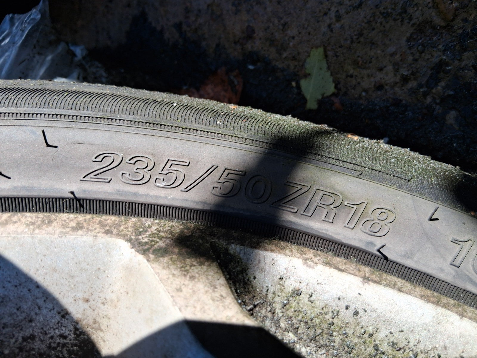 2009 FORD KUGA MK1 18 INCH ALLOY WHEEL WITH TYRE 235/50R18