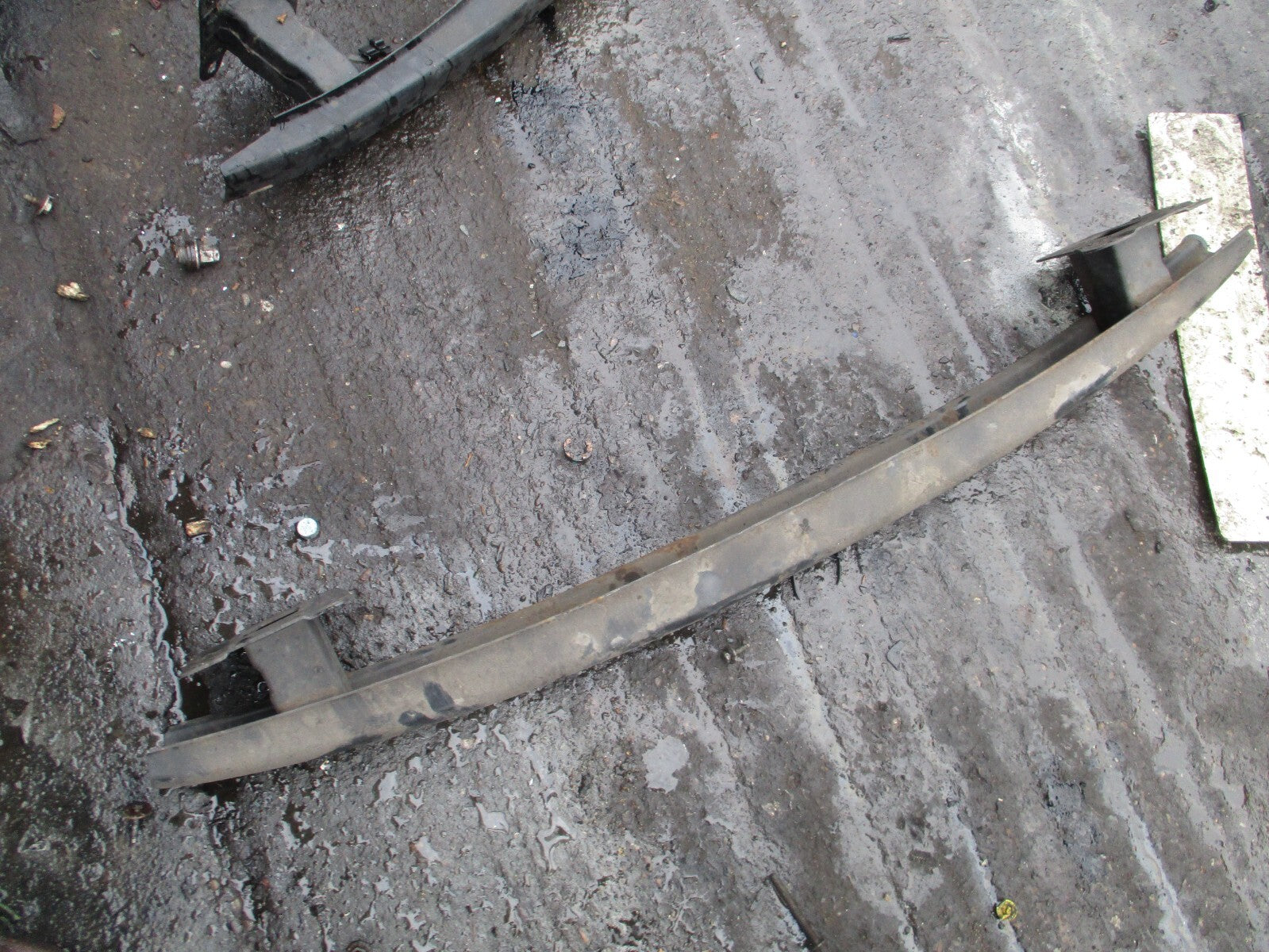 VW VOLKSWAGEN POLO MK4 2005 REAR BUMPER REINFORCEMENT CRASH BAR