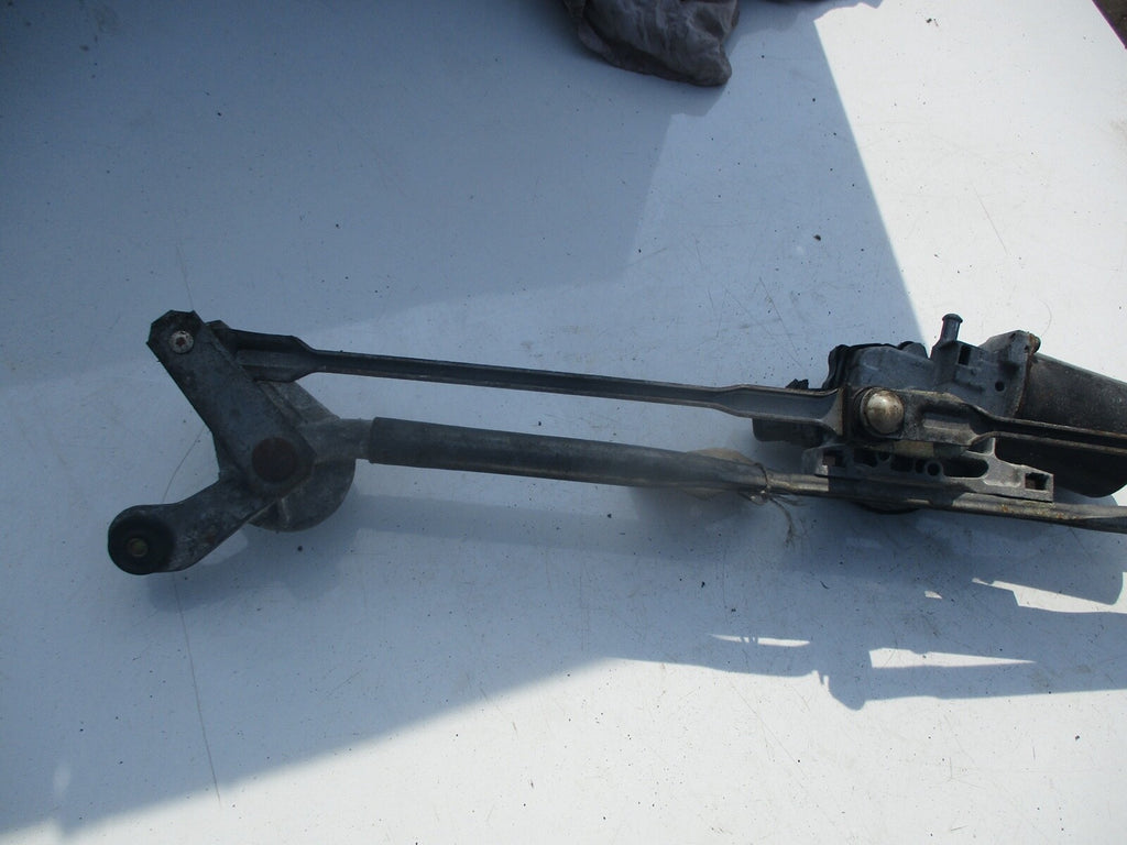 MAZDA RX8 2004 FRONT WIPER MOTOR AND LINKAGE 849200 8131