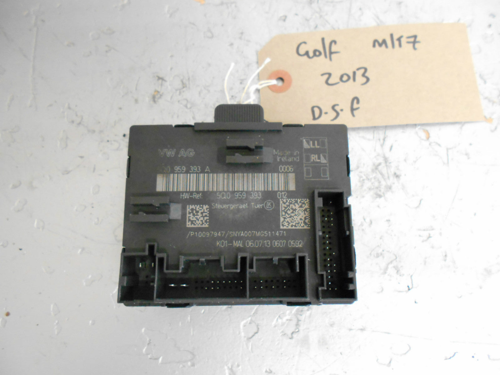 VOLKSWAGEN VW GOLF MK7 2013 5 DOOR OSF DRIVER SIDE FRONT DOOR ECU 5Q0959393A