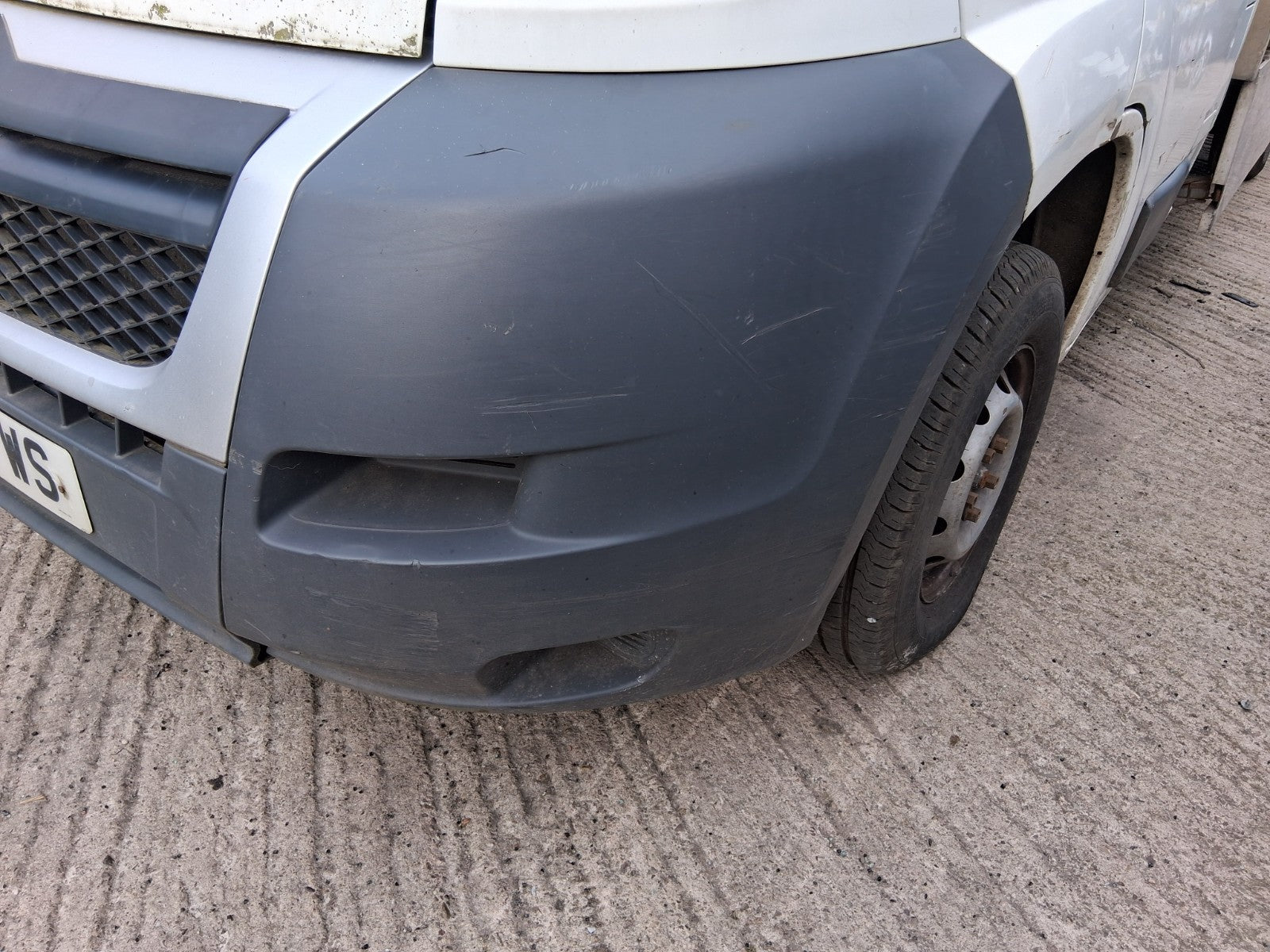 2014 CITROEN RELAY MK3 NSF PASSENGER SIDE FRONT BUMPER CORNER