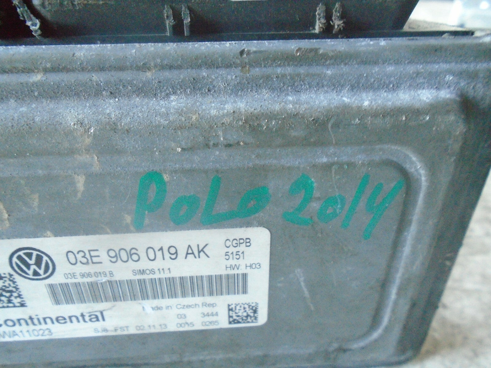 VOLKSWAGEN POLO 2014 MK5 6R ENGINE CONTROL MODULE 03E906019